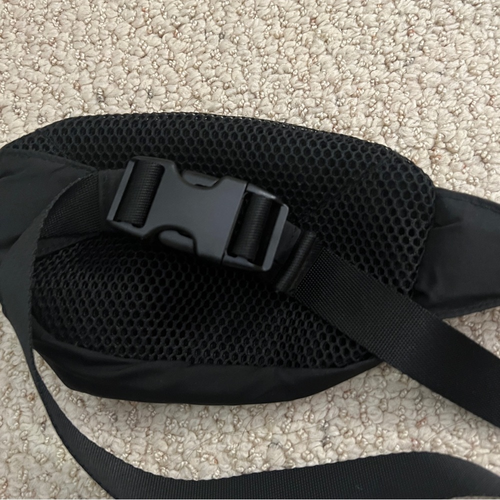 Mini Fanny pack - Picture 4 of 4